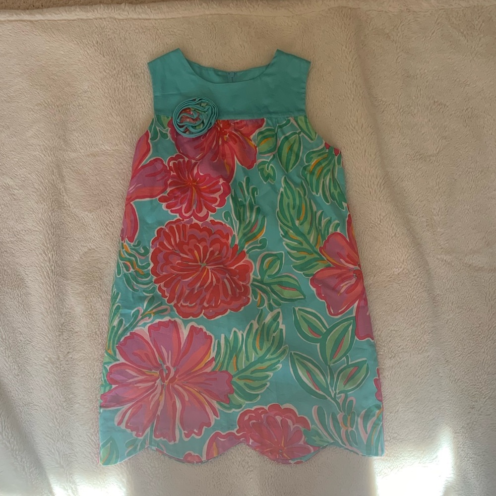 Girls Lily Pulitzer sun dress size 8.